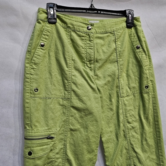 Chico's Lime Green 100% Cotton Multi Pocket Capri Pants Size 0.5 or US 6 - Picture 3 of 7